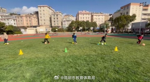李剛仁帶來