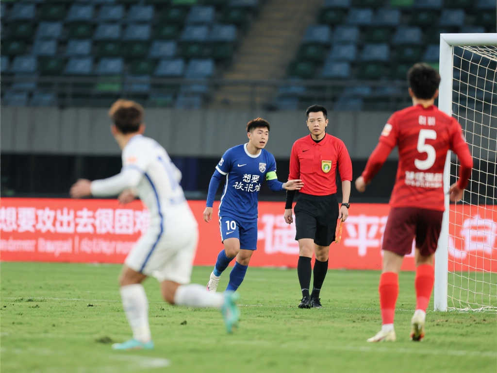 并没有气馁 并没有气馁